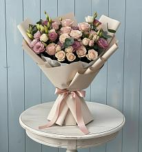 Букет цветов из:  Розы и Лизиантусы в Тайдаково