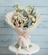 Букет цветов из:  Розы и Лизиантусы в Тайдаково