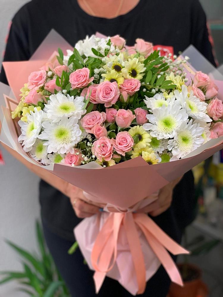 Букет цветов из: Розы и Хризантемы в Тайдаково