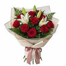 Букет цветов из:  Лилии и Розы в Тайдаково