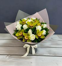 Букет цветов из:  Орхидеи и Розы в Тайдаково