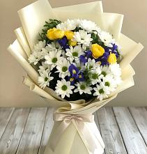 Букет цветов из:  Ирисы, Хризантемы и Розы #REPLACE_PRED# Тайдаково