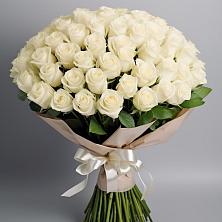 Букет 101 беля роза Белоснежка в Тайдаково