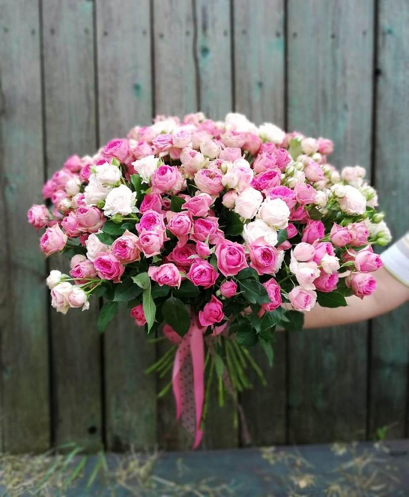 Букет Розовые кустовые розы Натали и Лав Лидия в Тайдаково